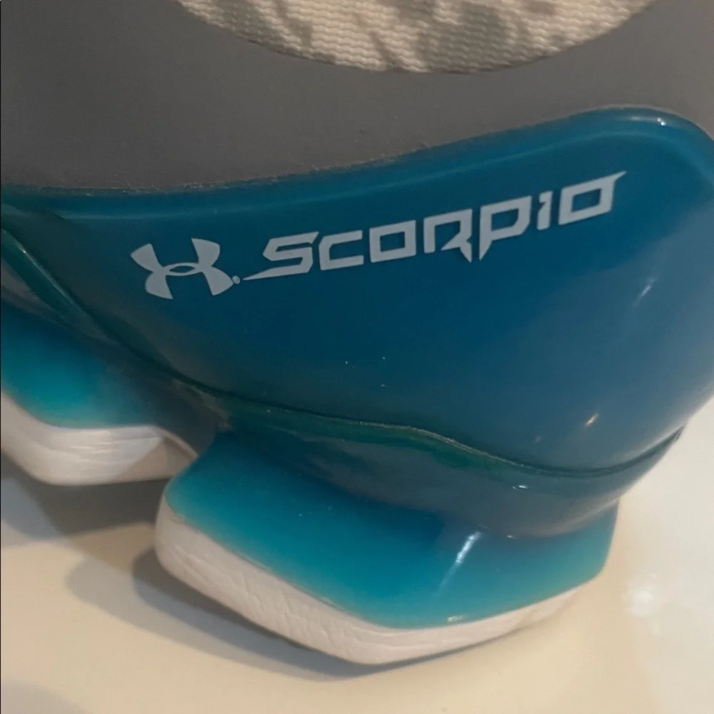 Under Armour Scorpio Men’s Gray and Blue Running Shoes - Picture 3 of 6